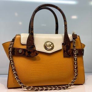 Michael Kors Carmen cider bag